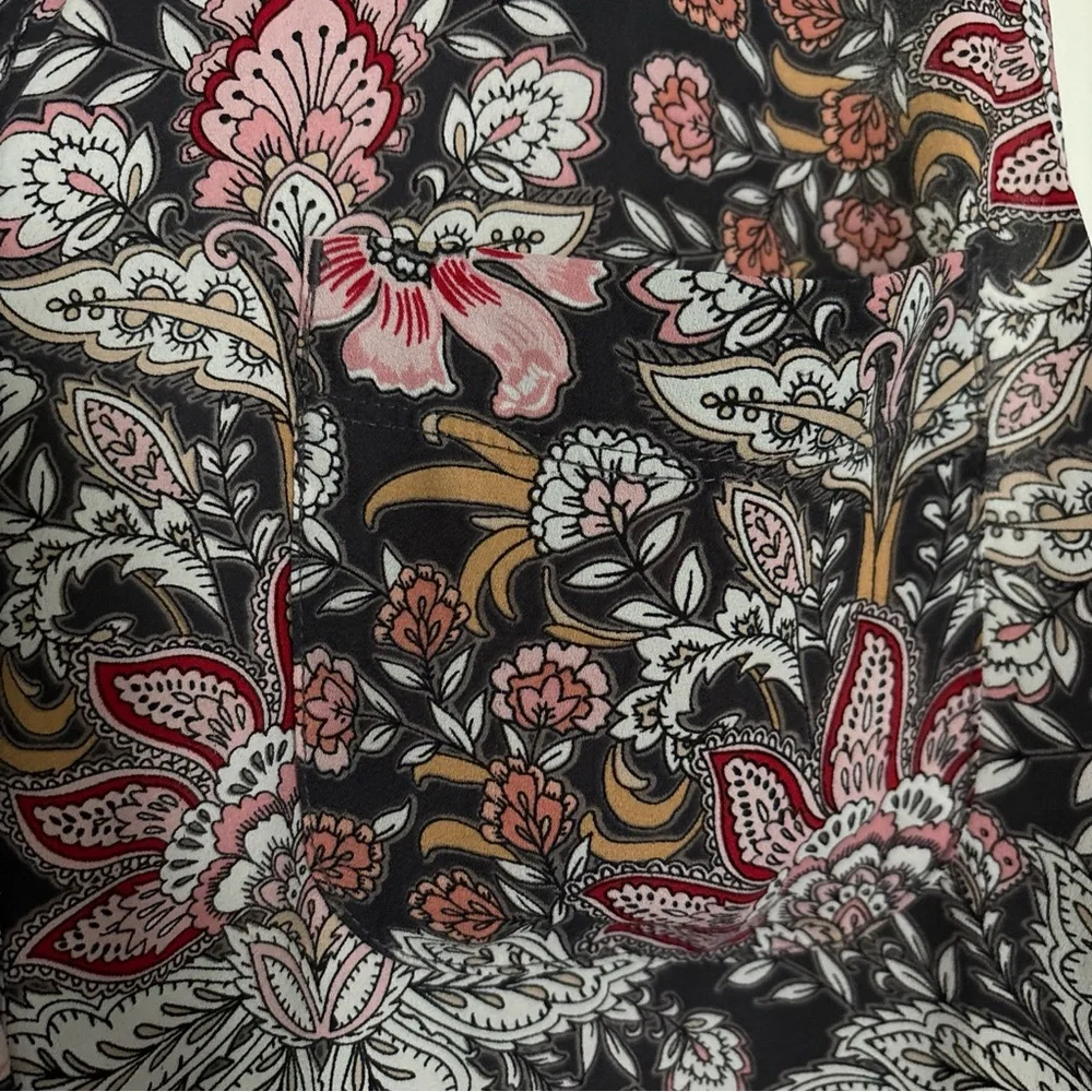 LOFT Floral Sleeveless Blouse size Large - Picture 6 of 8